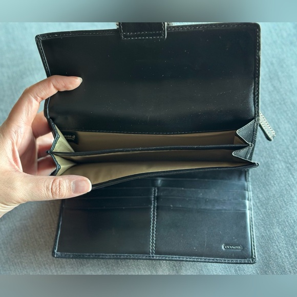 Coach Wallet - Picture 5 of 6